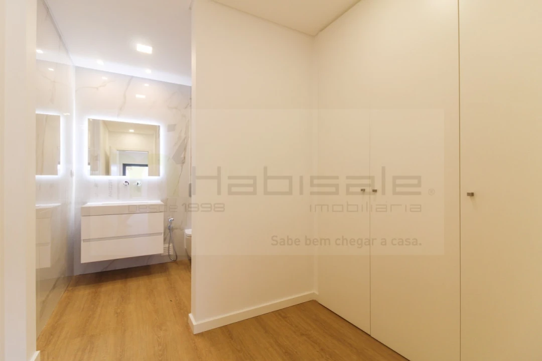 Moradia T5 para Venda em Loures Foto 59