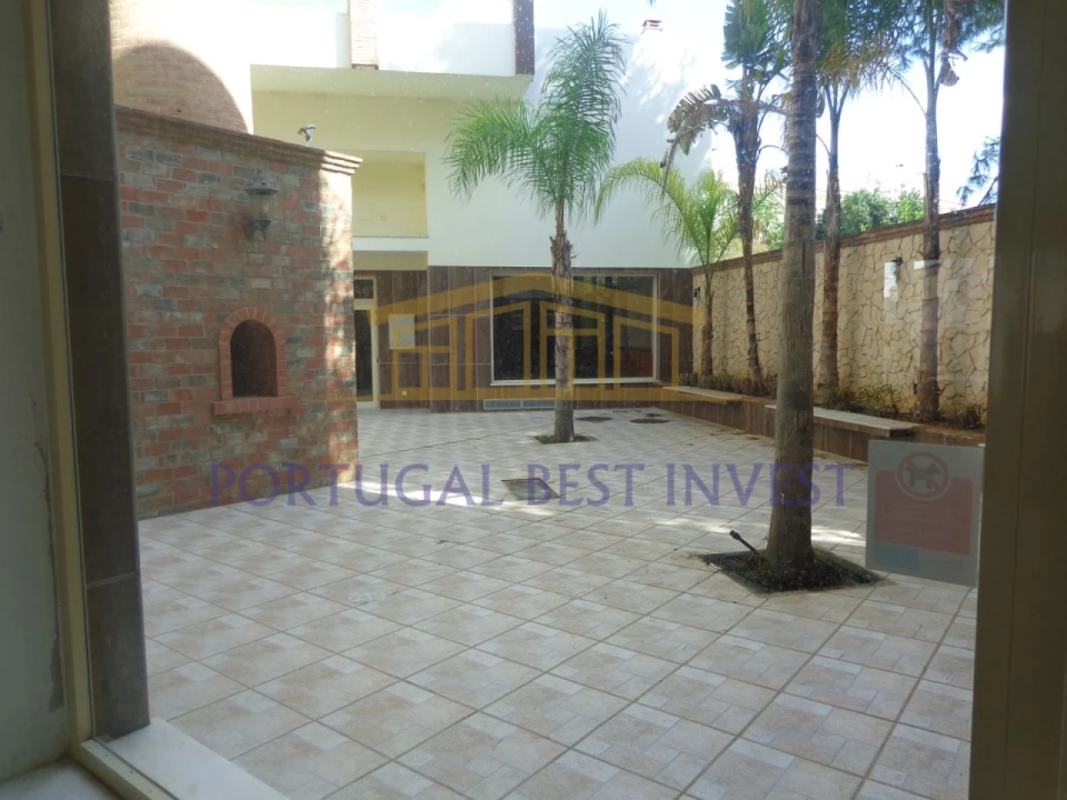 Loja para Venda em Ferragudo Foto 1