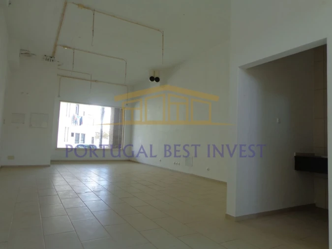 Loja para Venda em Ferragudo Foto 4