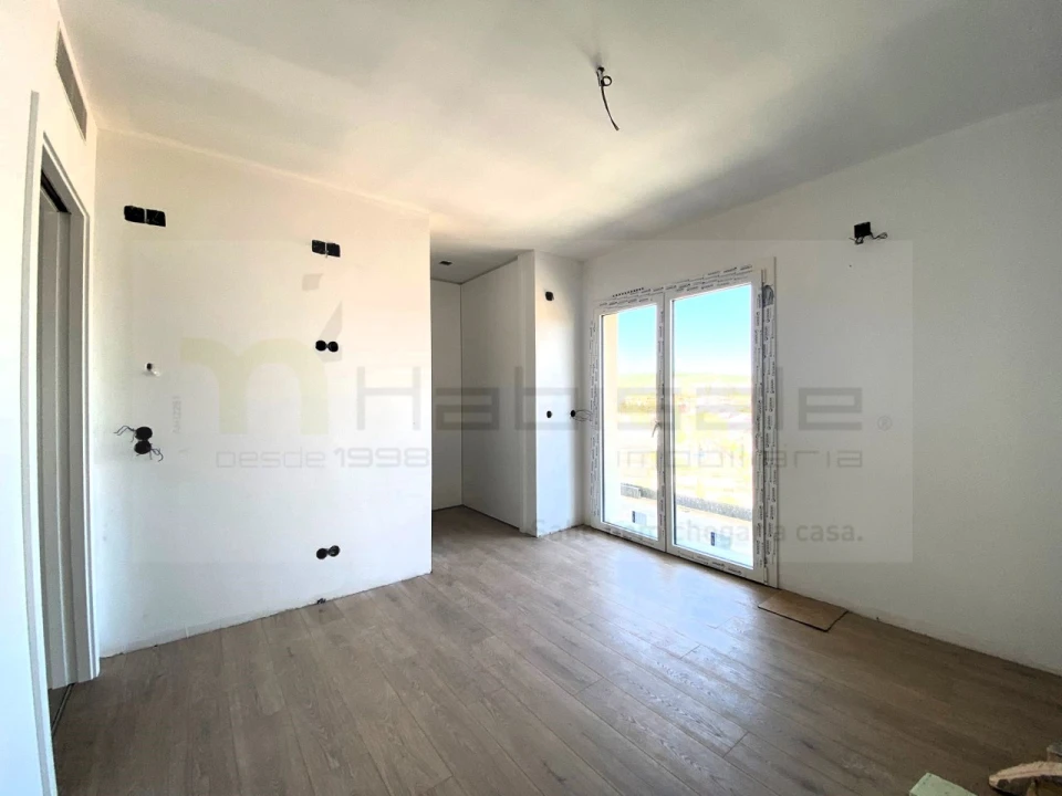 Apartamento T4 para Venda em Carnaxide e Queijas Foto 29