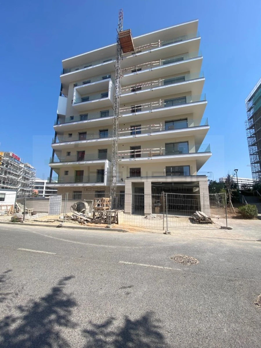 Apartamento T4 para Venda em Carnaxide e Queijas Foto 13