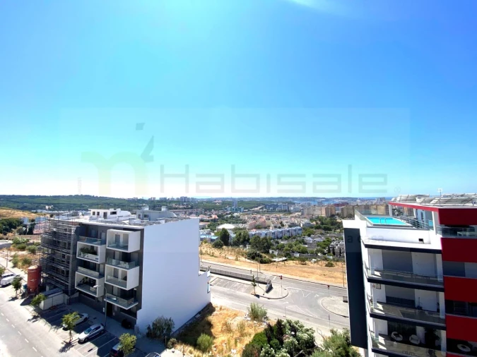 Apartamento T4 para Venda em Carnaxide e Queijas Foto 15