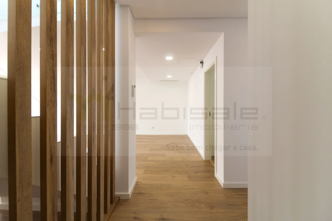 Moradia T4 para Venda em Loures Foto 14