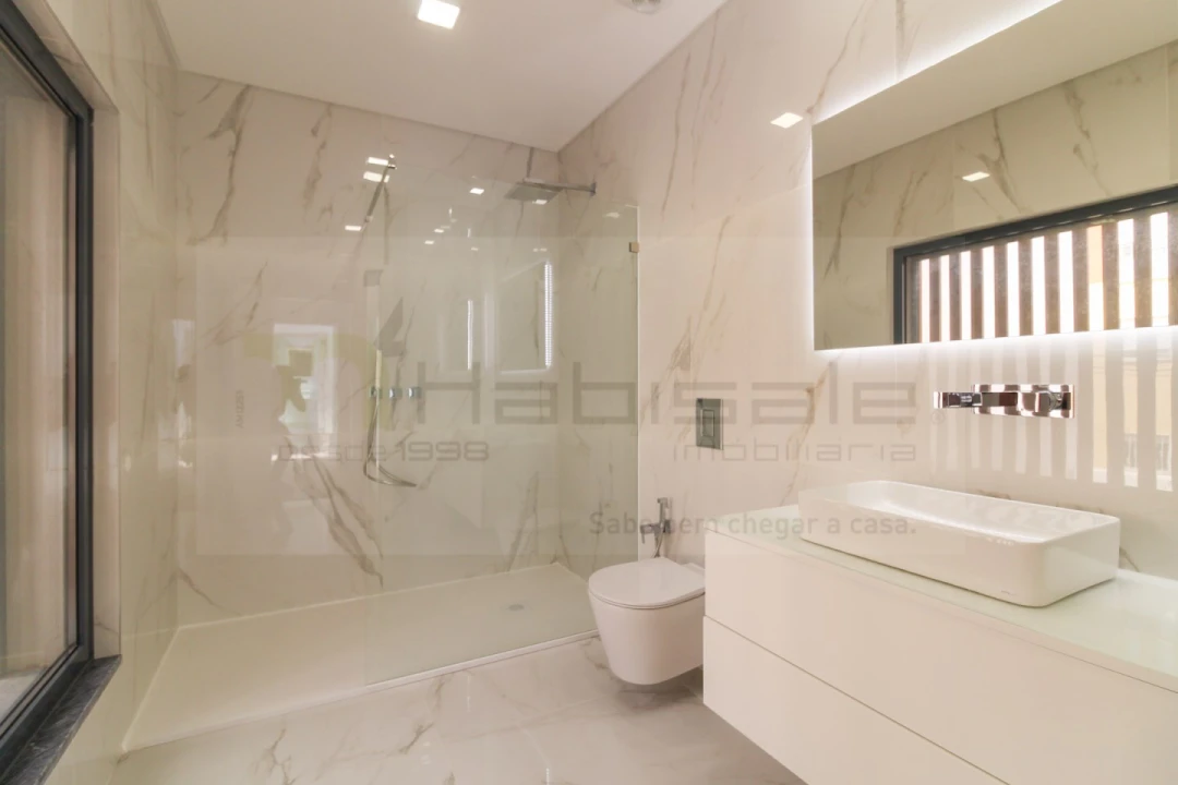 Moradia T4 para Venda em Loures Foto 49