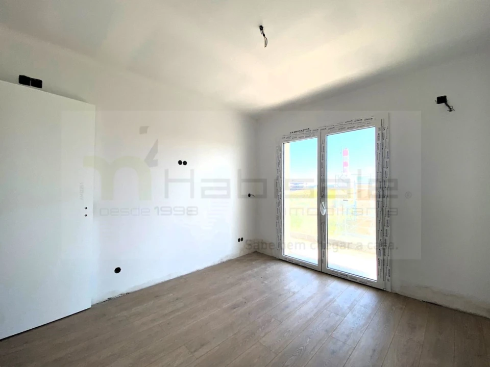 Apartamento T4 para Venda em Carnaxide e Queijas Foto 26