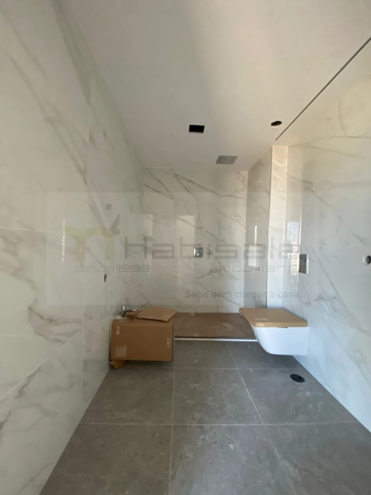 Apartamento T4 para Venda em Carnaxide e Queijas Foto 28