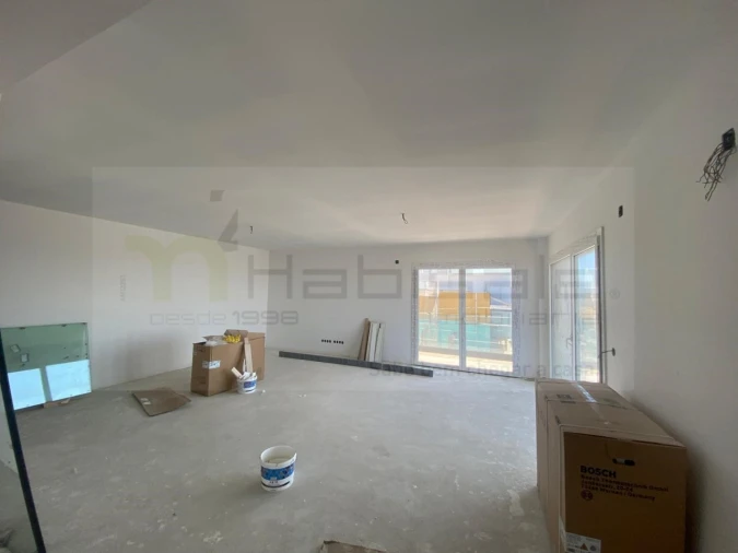 Apartamento T4 para Venda em Carnaxide e Queijas Foto 16