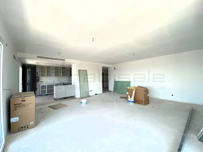 Apartamento T4 para Venda em Carnaxide e Queijas Foto 18