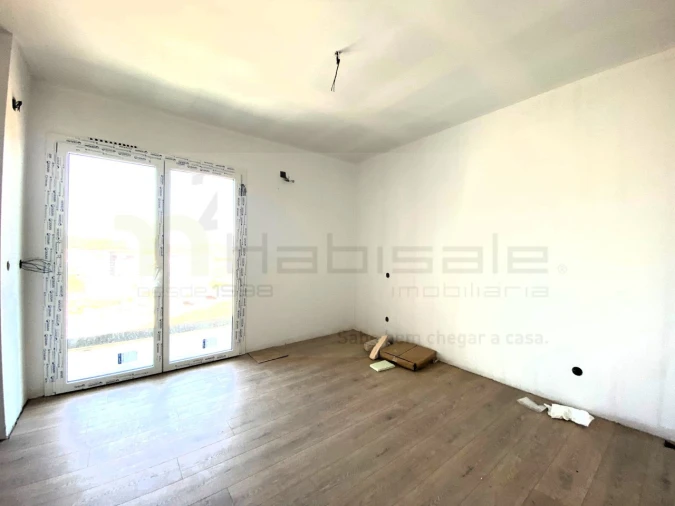 Apartamento T4 para Venda em Carnaxide e Queijas Foto 30