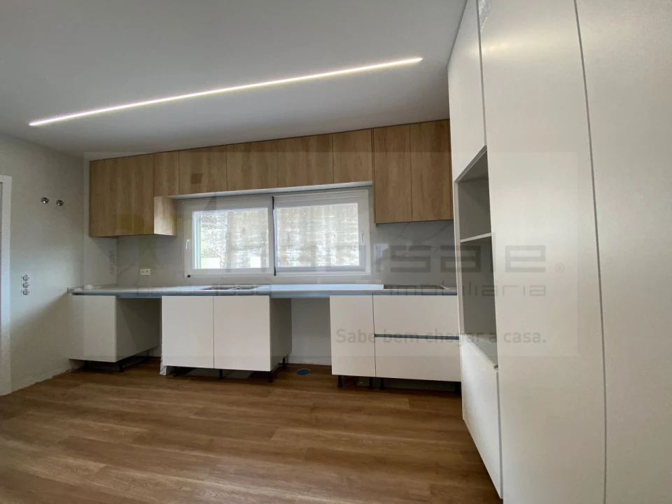 Moradia T3 para Venda em Almargem do Bispo, Pêro Pinheiro e Montelavar Foto 10