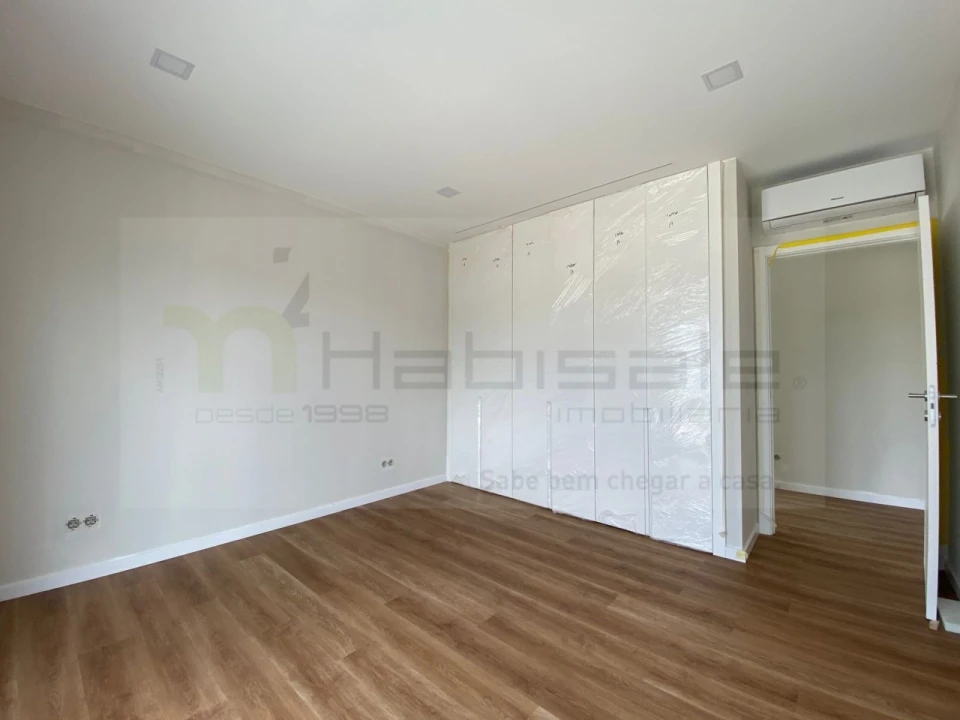 Moradia T3 para Venda em Almargem do Bispo, Pêro Pinheiro e Montelavar Foto 18