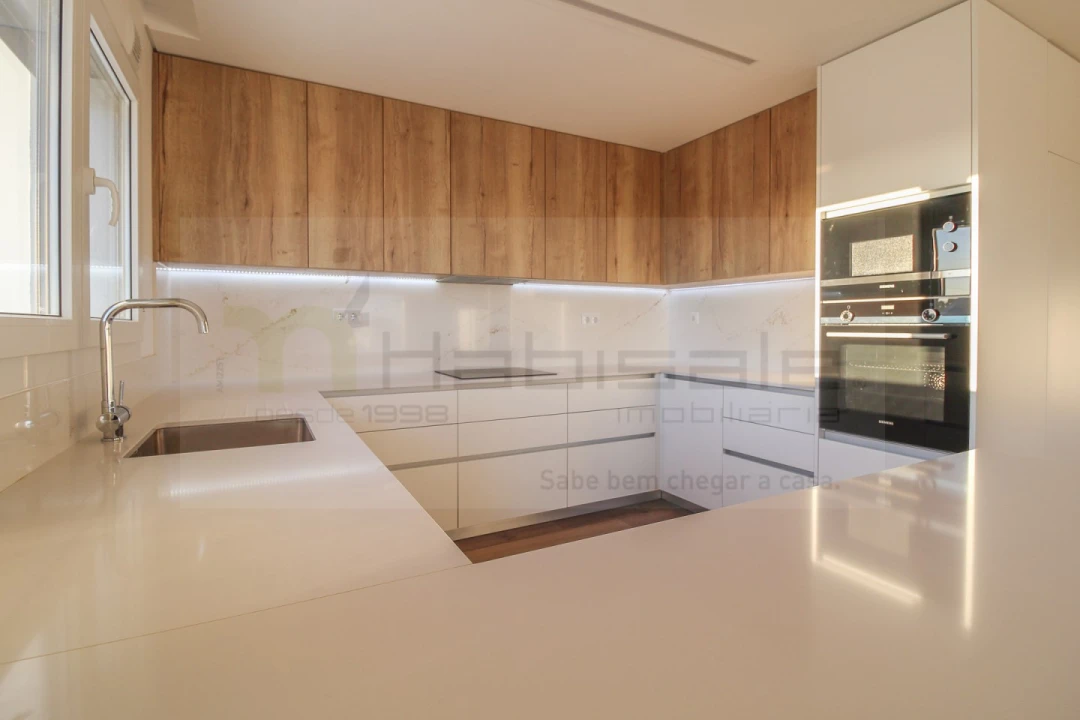 Apartamento T3 para Venda em Laranjeiro e Feijó Foto 9