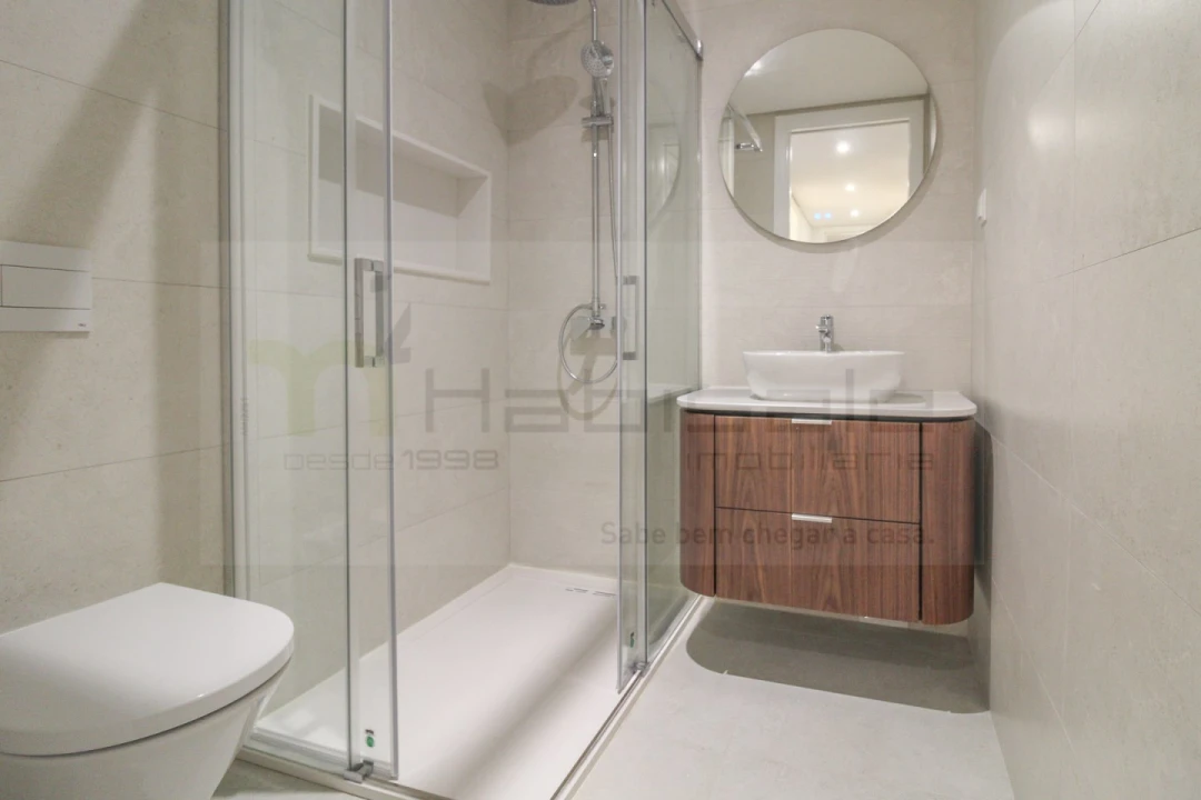 Apartamento T3 para Venda em Laranjeiro e Feijó Foto 21