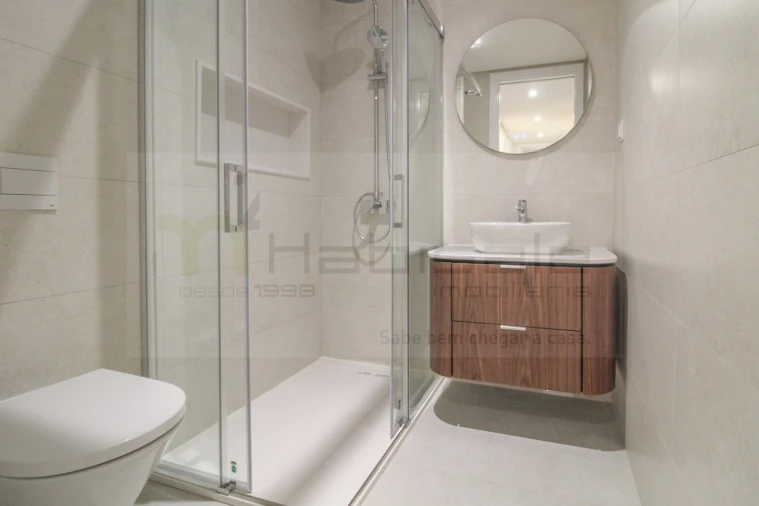 Apartamento T3 para Venda em Laranjeiro e Feijó Foto 21