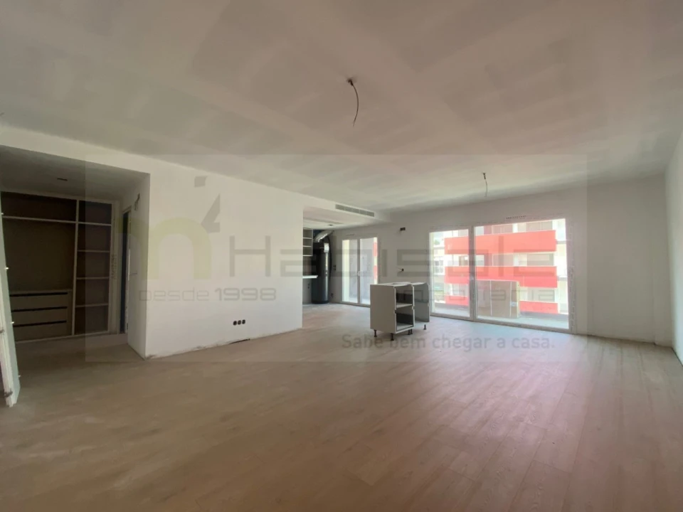 Apartamento T3 para Venda em Carnaxide e Queijas Foto 13