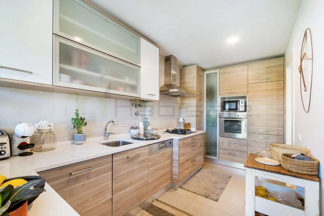 Apartamento T3 para Venda em Carcavelos e Parede Foto 3