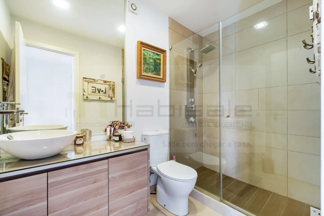 Apartamento T3 para Venda em Carcavelos e Parede Foto 7