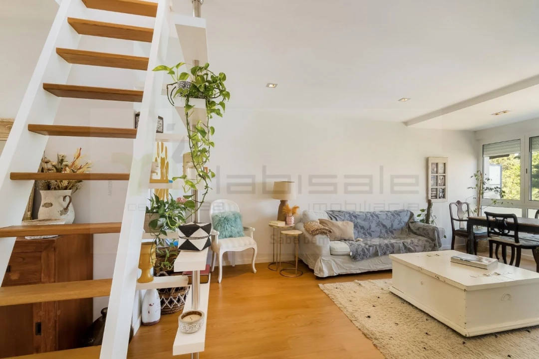 Apartamento T3 para Venda em Carcavelos e Parede Foto 13