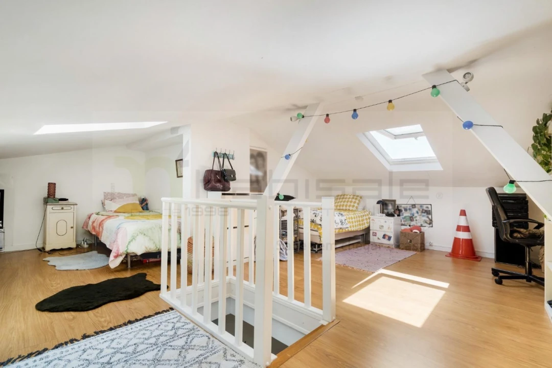 Apartamento T3 para Venda em Carcavelos e Parede Foto 14