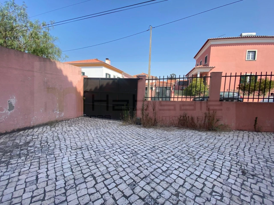 Moradia para Venda em Rio de Mouro Foto 7