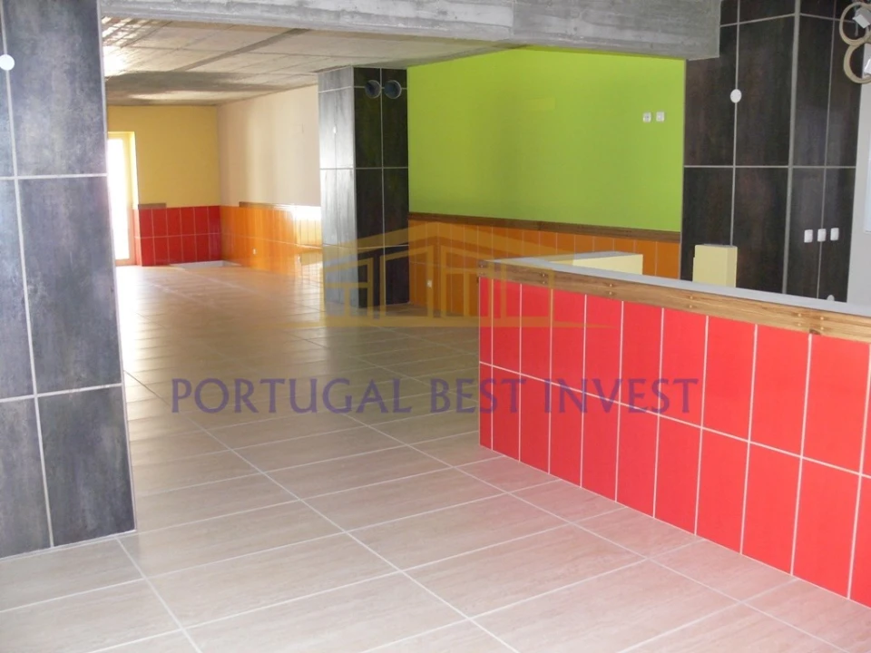 Negócio para Arrendamento em Ferragudo Foto 1