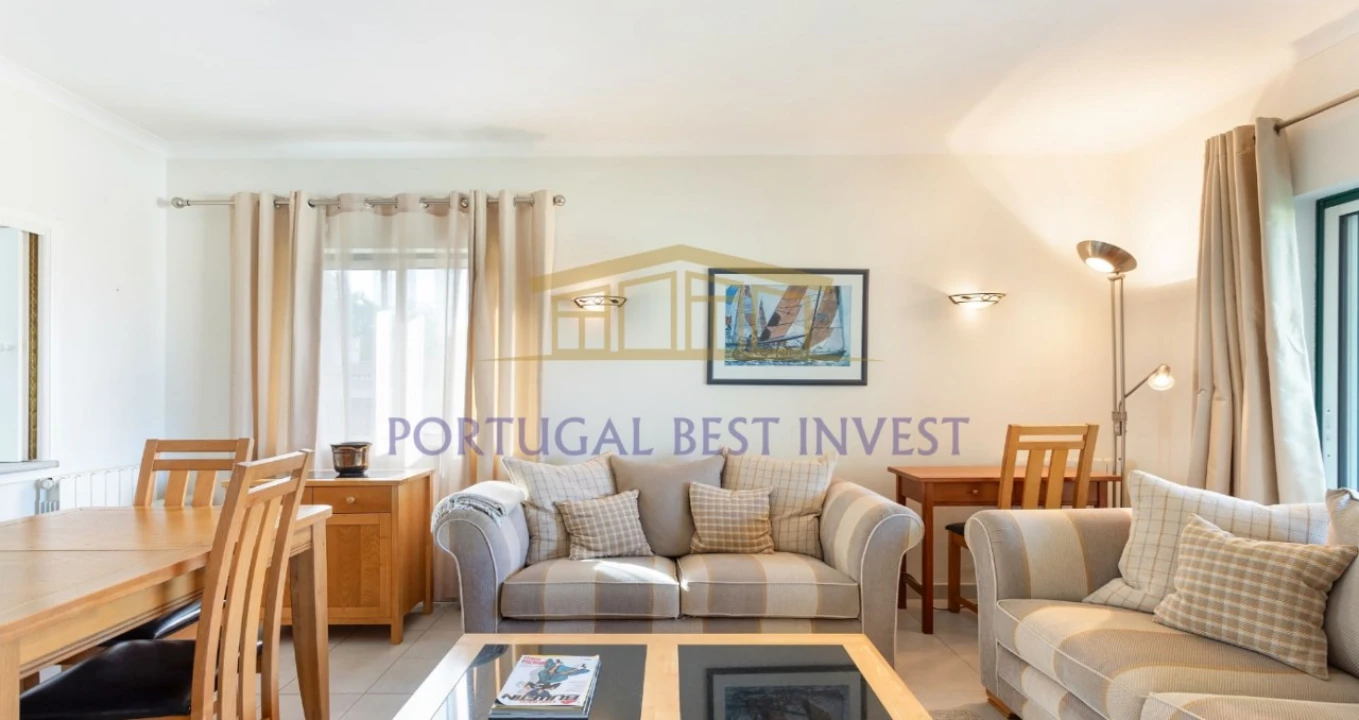 Apartamento T2 para Venda em Estômbar e Parchal Foto 4