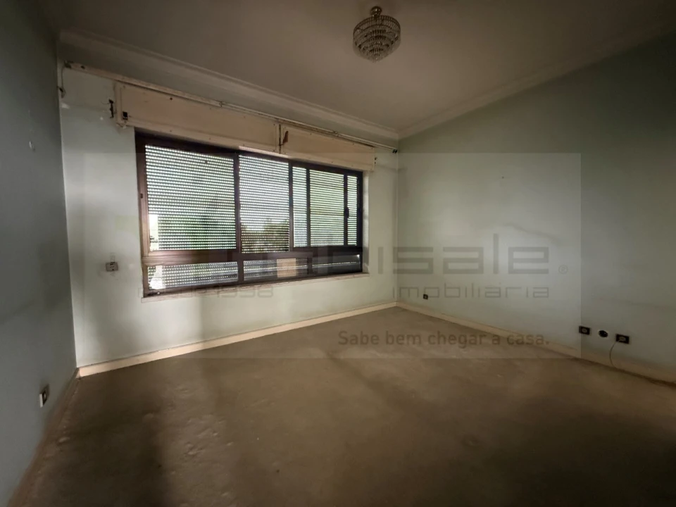 Moradia T5 para Venda em Carcavelos e Parede Foto 29