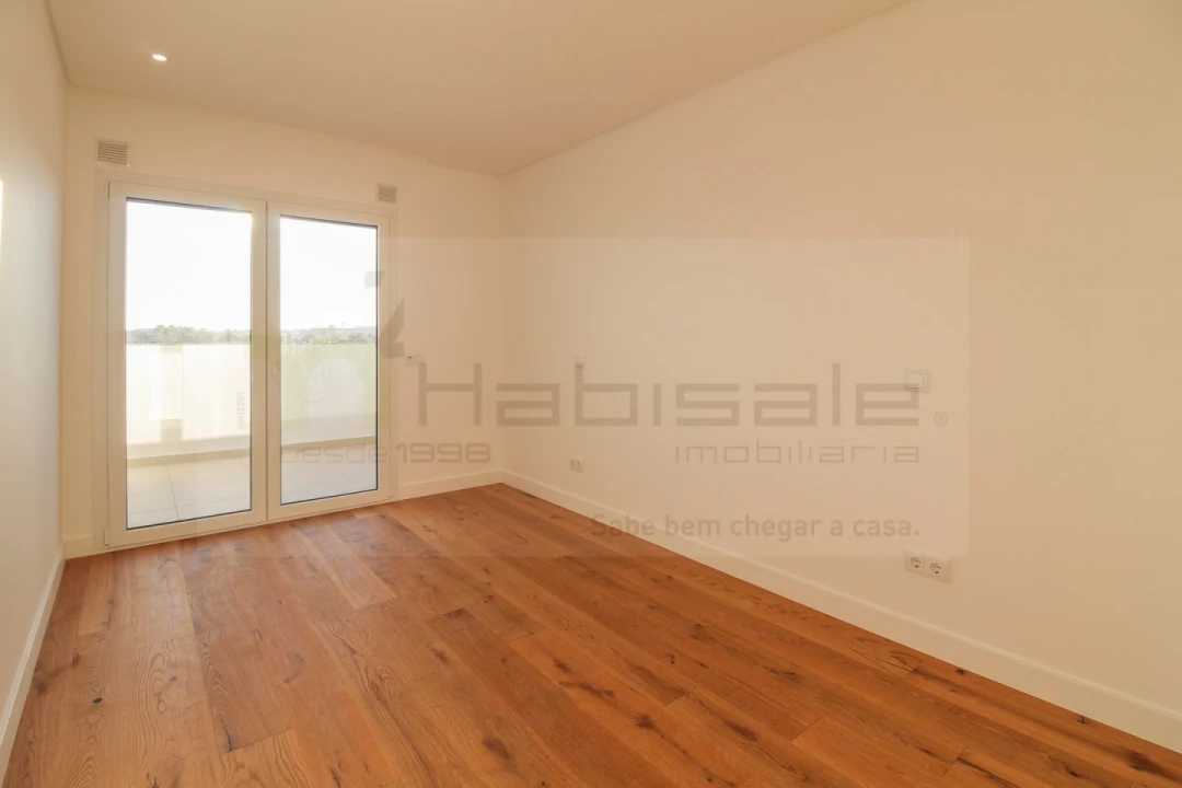 Apartamento T3 para Venda em Laranjeiro e Feijó Foto 20