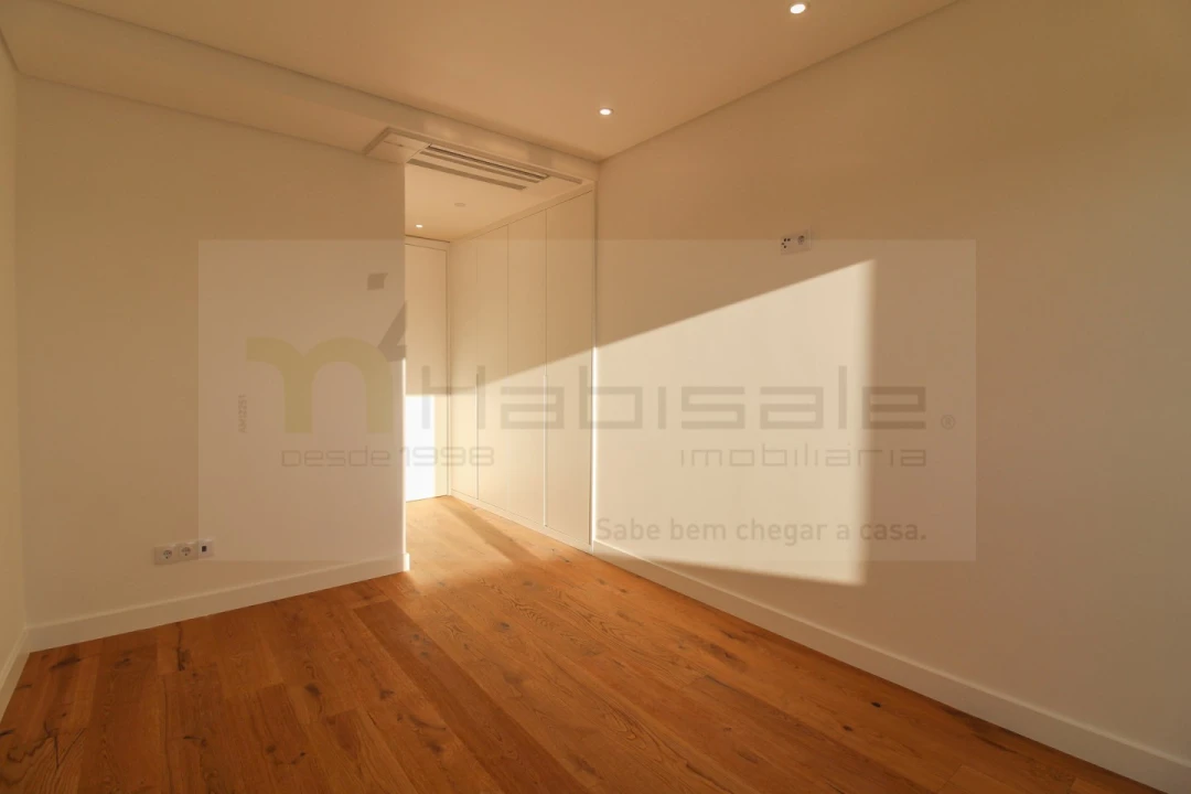 Apartamento T3 para Venda em Laranjeiro e Feijó Foto 21