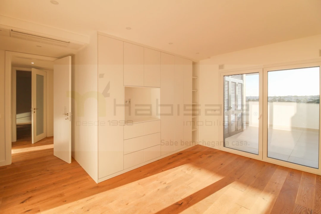 Apartamento T3 para Venda em Laranjeiro e Feijó Foto 27