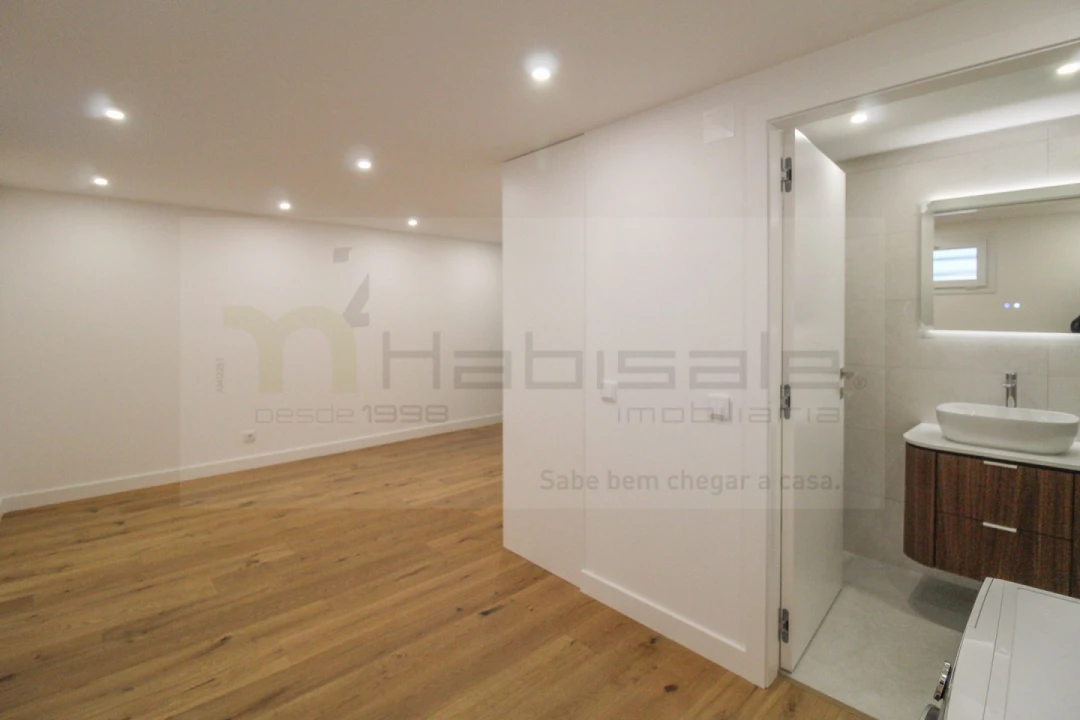 Apartamento T3 para Venda em Laranjeiro e Feijó Foto 39