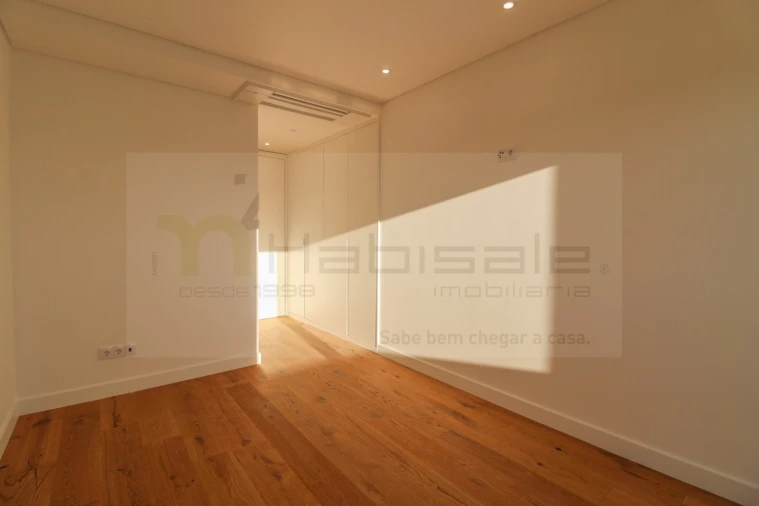 Apartamento T3 para Venda em Laranjeiro e Feijó Foto 21