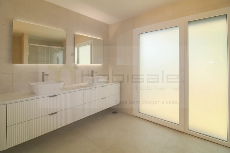 Apartamento T3 para Venda em Laranjeiro e Feijó Foto 30