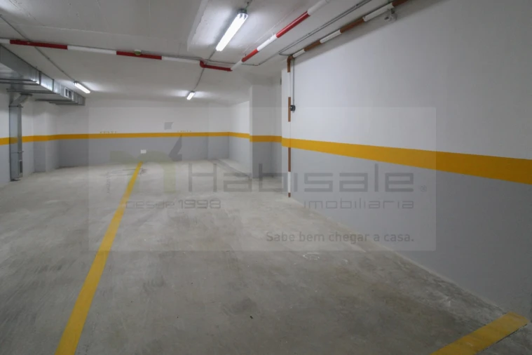 Apartamento T3 para Venda em Laranjeiro e Feijó Foto 36