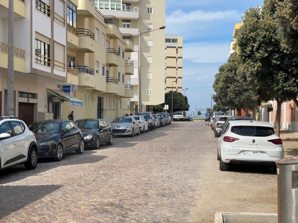 Apartamento T4 para Venda em Costa da Caparica Foto 5