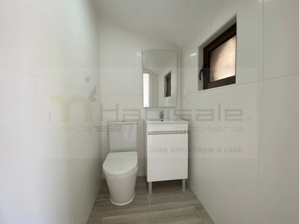 Apartamento T4 para Venda em Costa da Caparica Foto 43
