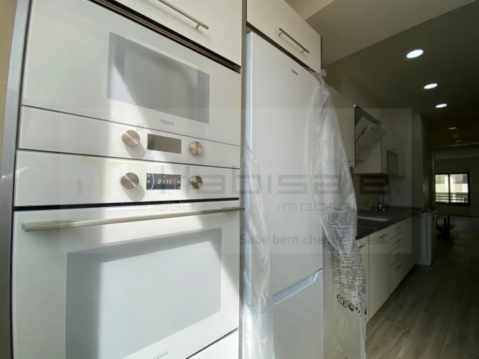 Apartamento T4 para Venda em Costa da Caparica Foto 19