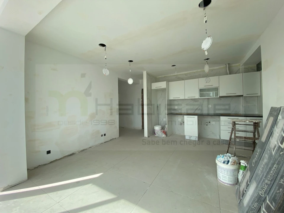 Apartamento T4 para Venda em Laranjeiro e Feijó Foto 6