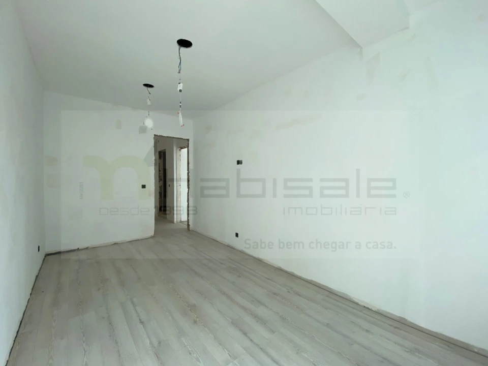 Apartamento T4 para Venda em Laranjeiro e Feijó Foto 18