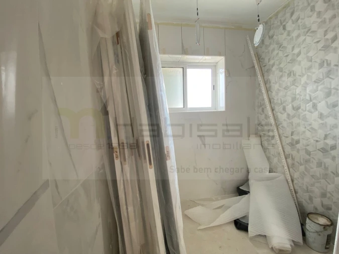 Apartamento T4 para Venda em Laranjeiro e Feijó Foto 26