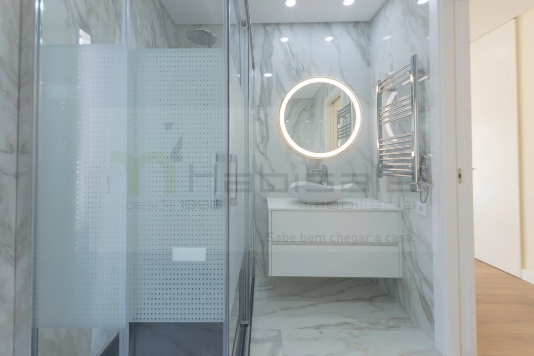 Moradia T4 para Venda em Pontinha e Famões Foto 20