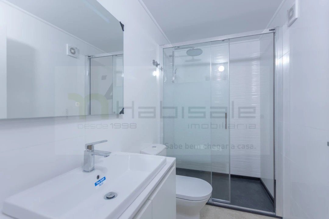 Moradia T4 para Venda em Pontinha e Famões Foto 34