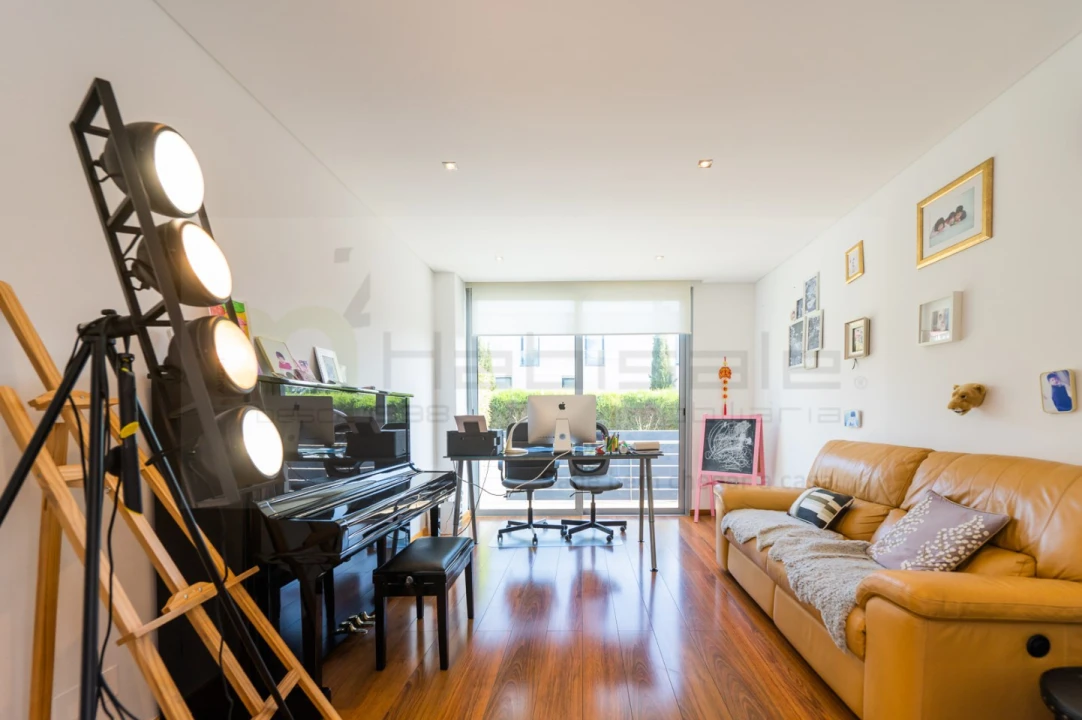 Moradia T6 para Venda em Queluz e Belas Foto 26