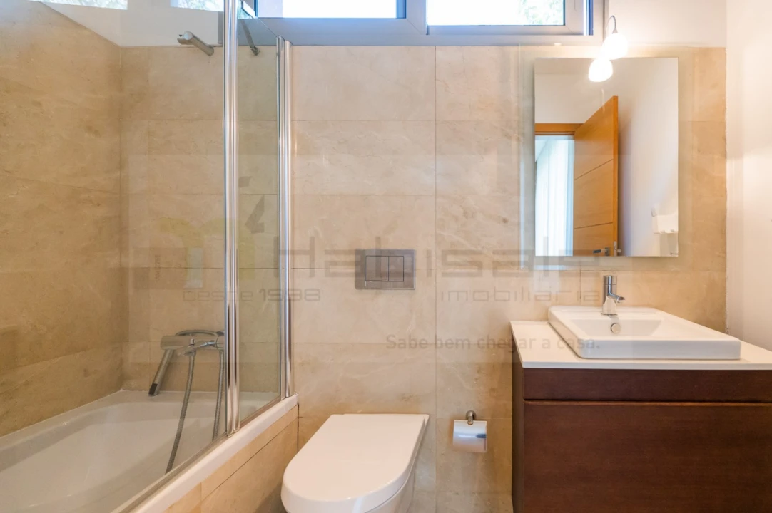 Moradia T6 para Venda em Queluz e Belas Foto 53