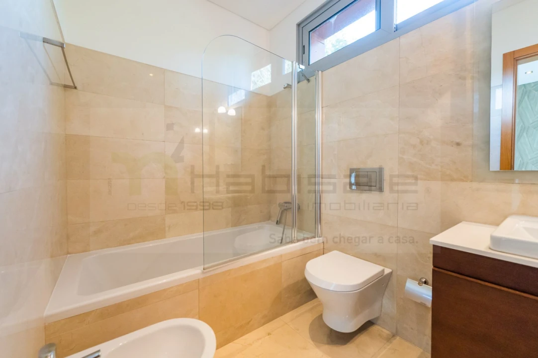 Moradia T6 para Venda em Queluz e Belas Foto 54