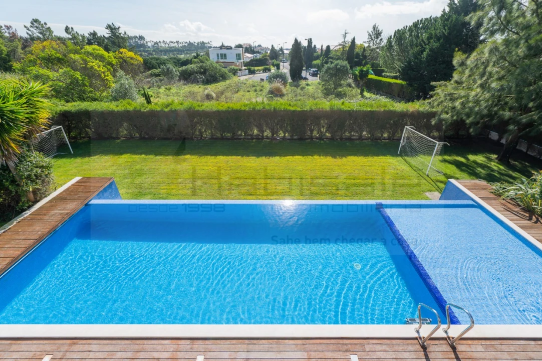 Moradia T6 para Venda em Queluz e Belas Foto 68