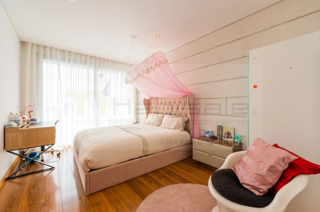 Moradia T6 para Venda em Queluz e Belas Foto 71