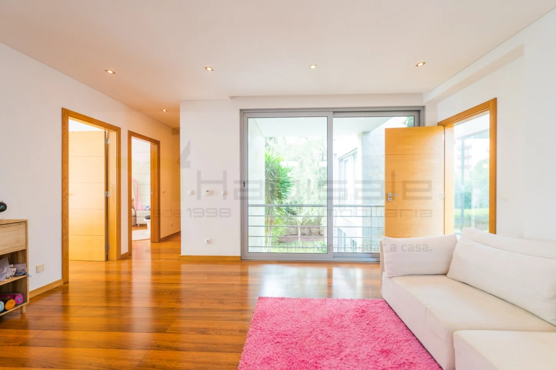 Moradia T6 para Venda em Queluz e Belas Foto 80