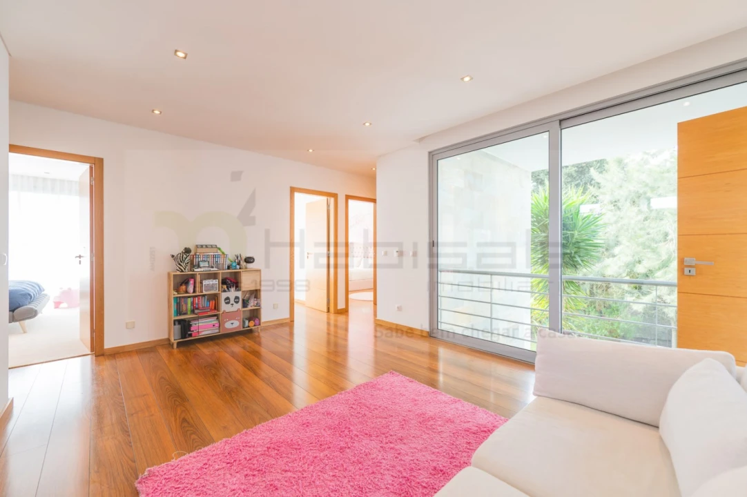 Moradia T6 para Venda em Queluz e Belas Foto 83