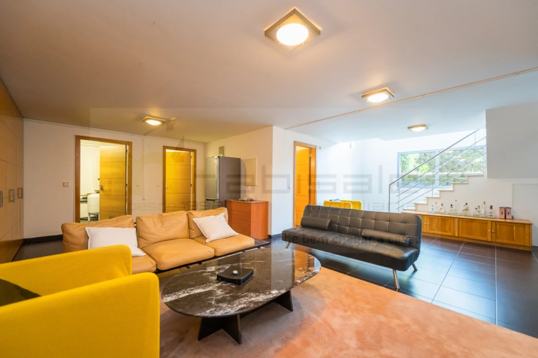 Moradia T6 para Venda em Queluz e Belas Foto 91